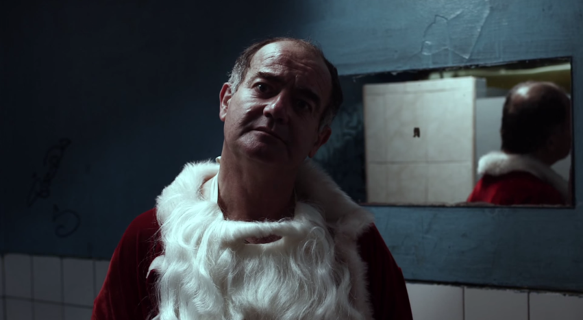 dans-ta-pub-amnesty-international-santa-sensibilisation-pere-noel-enfant-pervers-pedophile