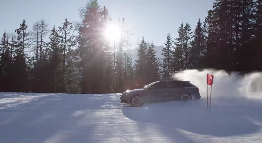 dans-ta-pub-audi-italy-ski-snow-quattro-3