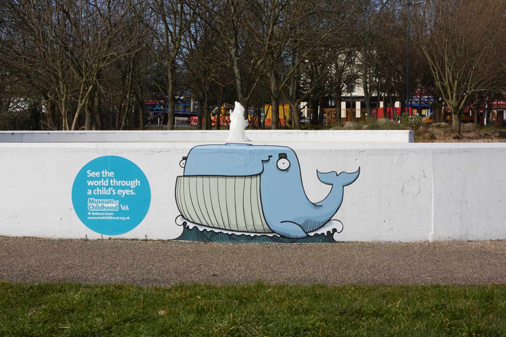 dans-ta-pub-museum-of-childhood-bbdo-UK-street-art-4