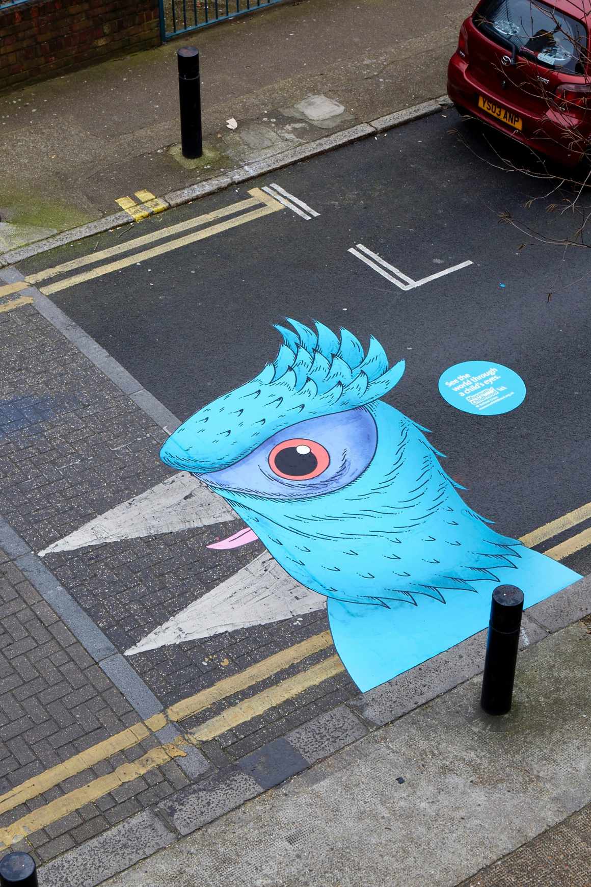 dans-ta-pub-museum-of-childhood-bbdo-UK-street-art-6