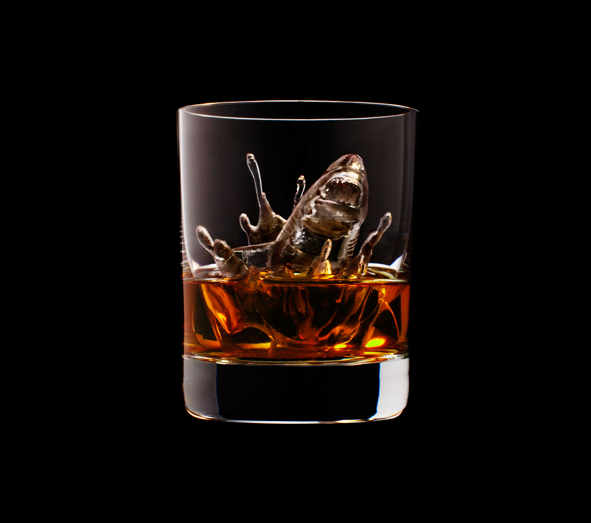 dans-ta-pub-whisky-tbwa-suntory-ice-cubes-12
