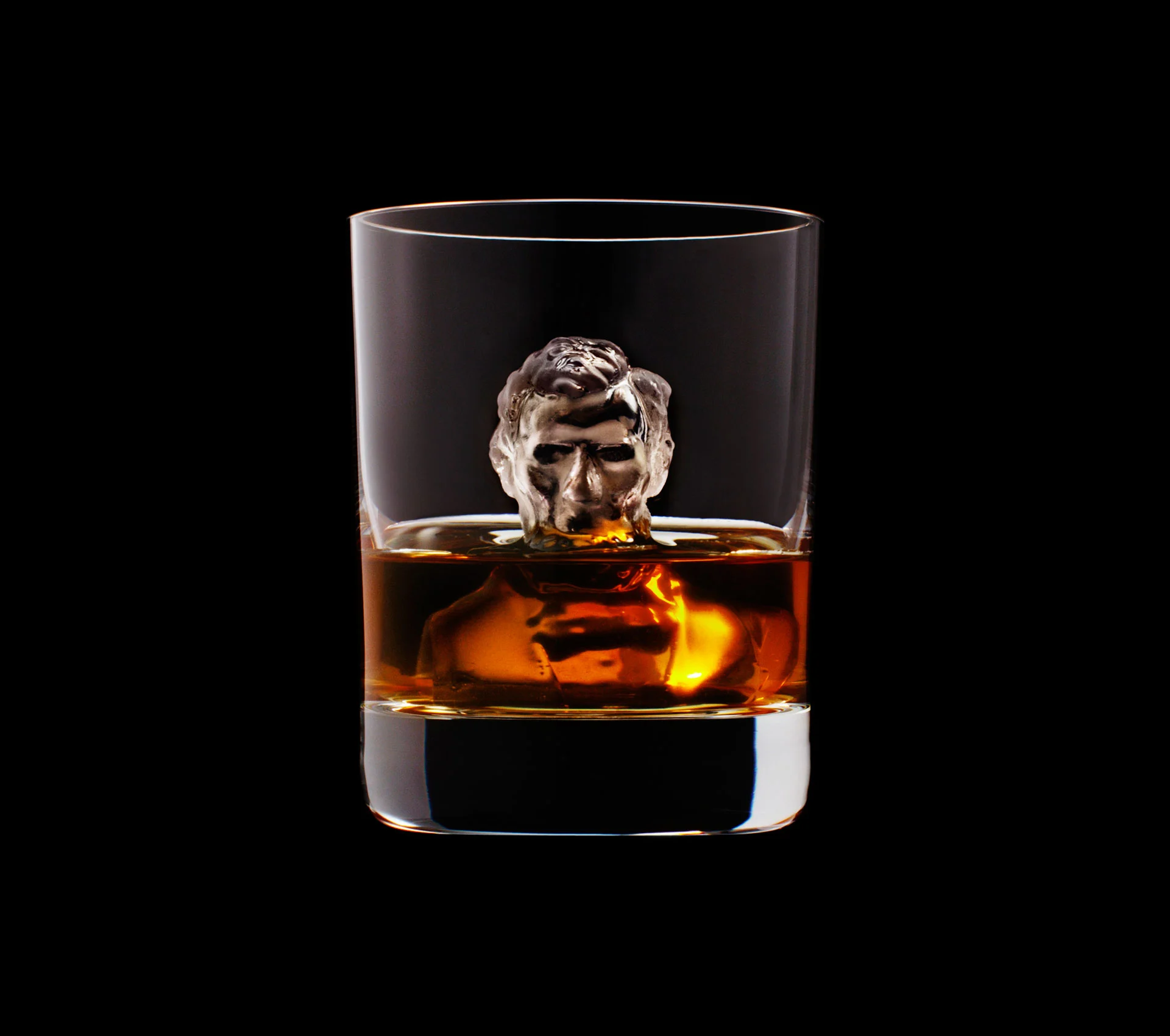 dans-ta-pub-whisky-tbwa-suntory-ice-cubes-14