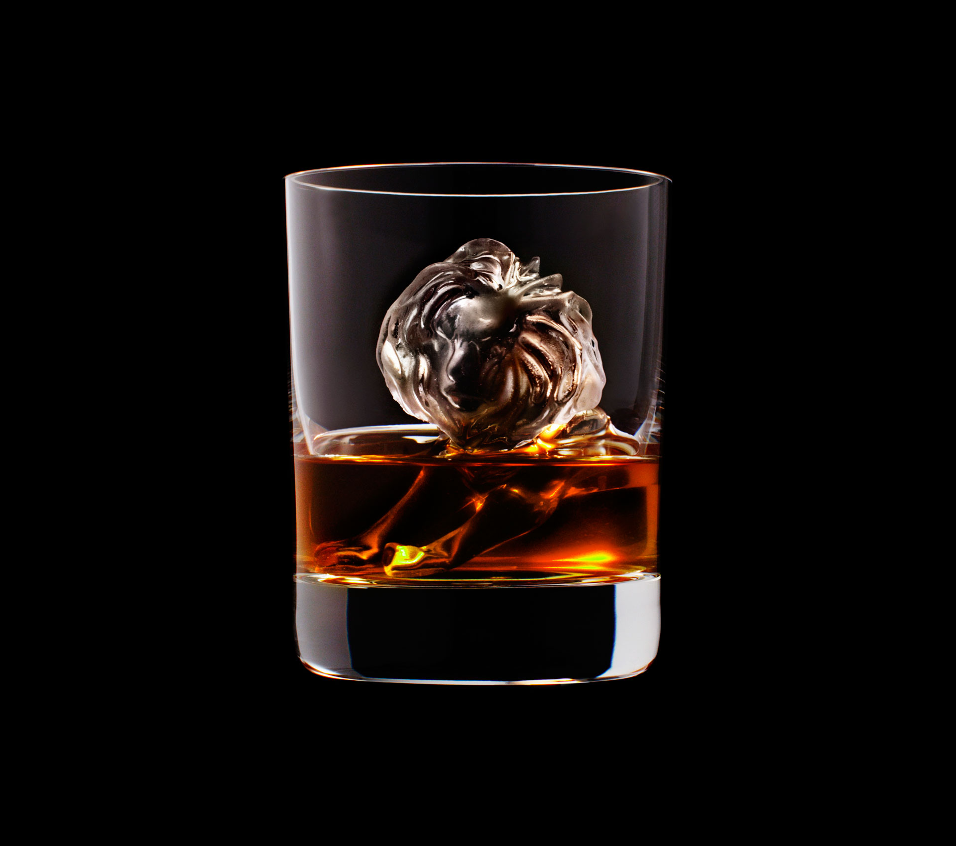 dans-ta-pub-whisky-tbwa-suntory-ice-cubes-16