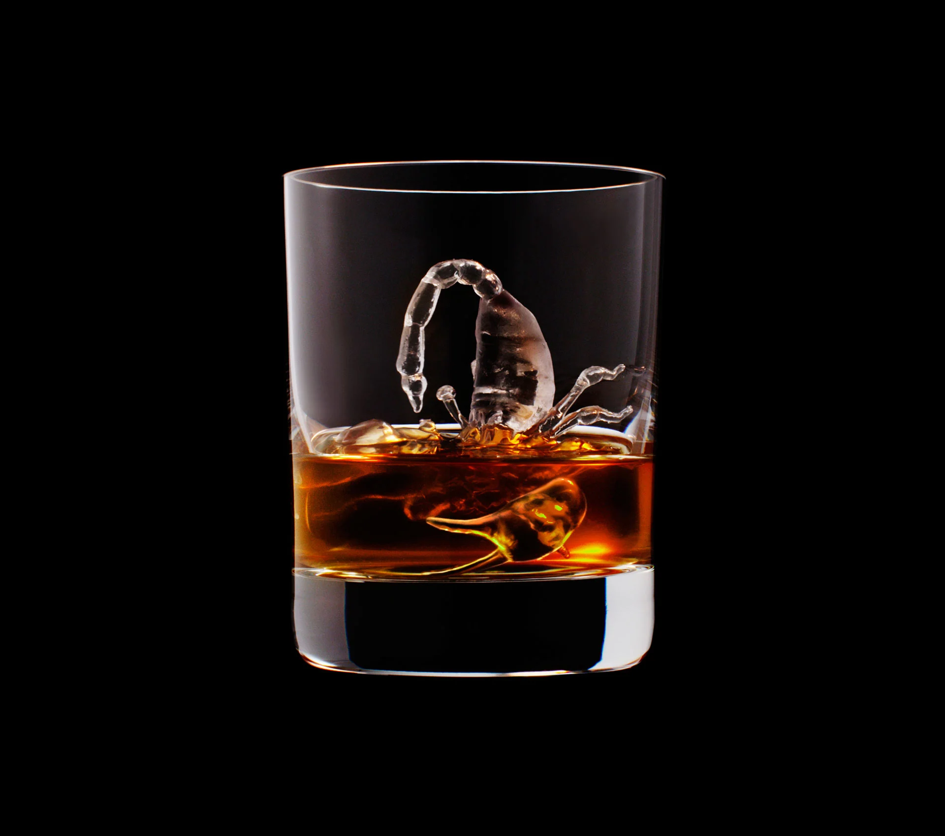 dans-ta-pub-whisky-tbwa-suntory-ice-cubes-23