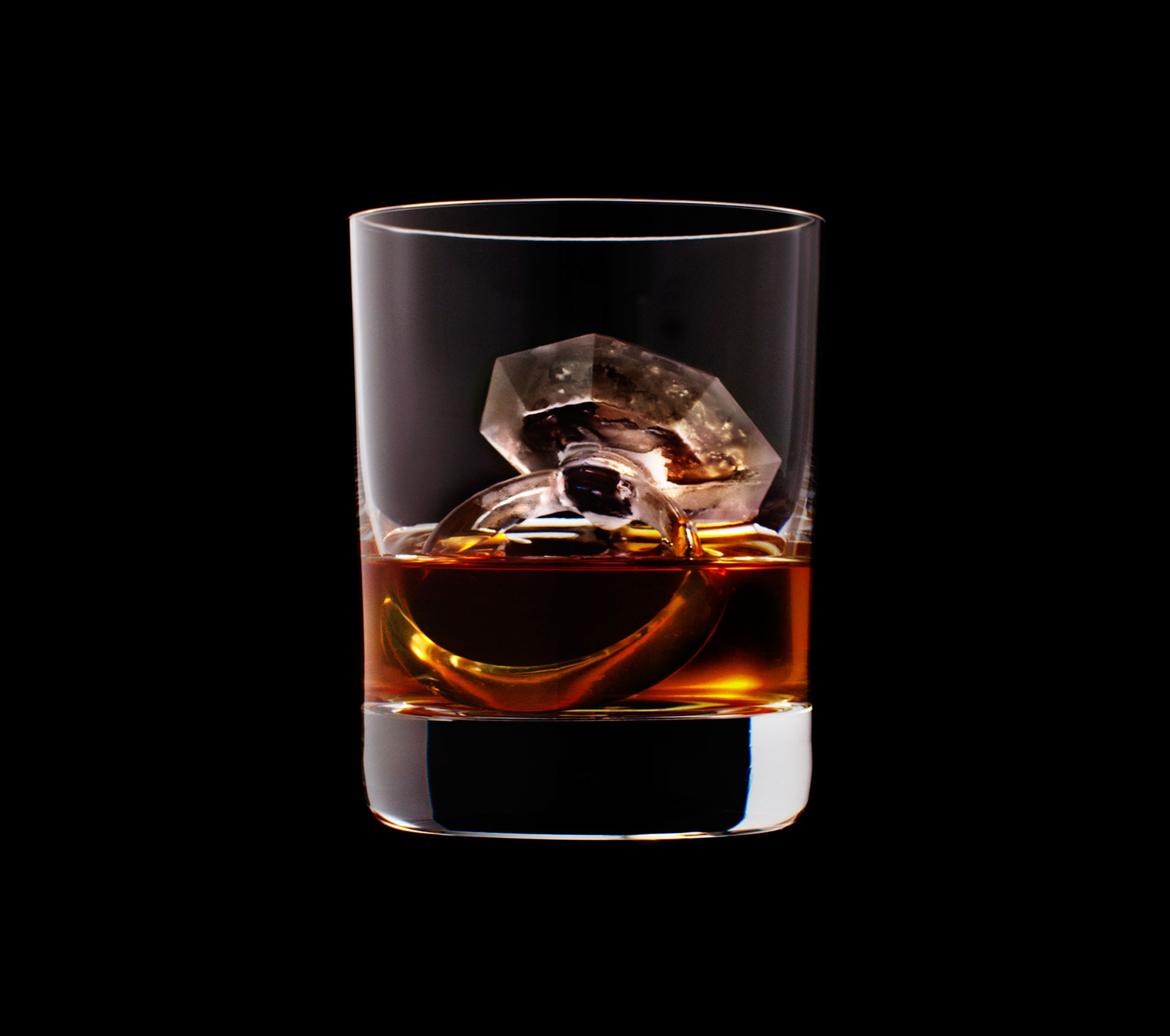 dans-ta-pub-whisky-tbwa-suntory-ice-cubes-3