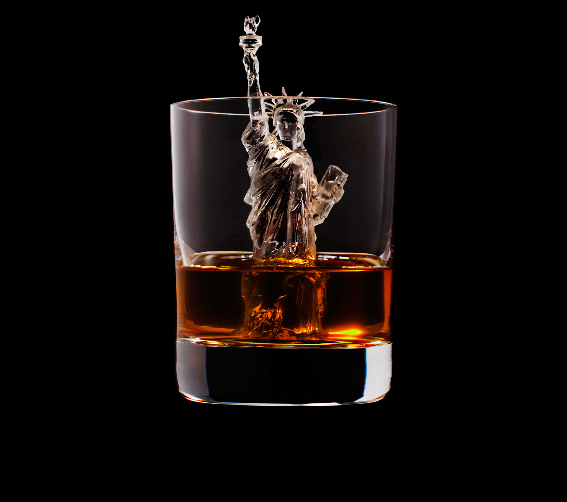dans-ta-pub-whisky-tbwa-suntory-ice-cubes-6