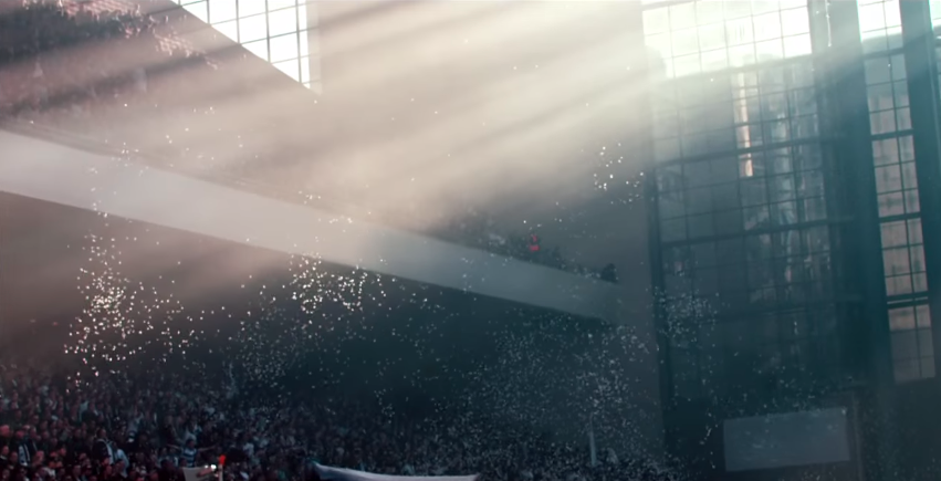 dans-ta-pub-carlsberg-football-supporters-beer-bière