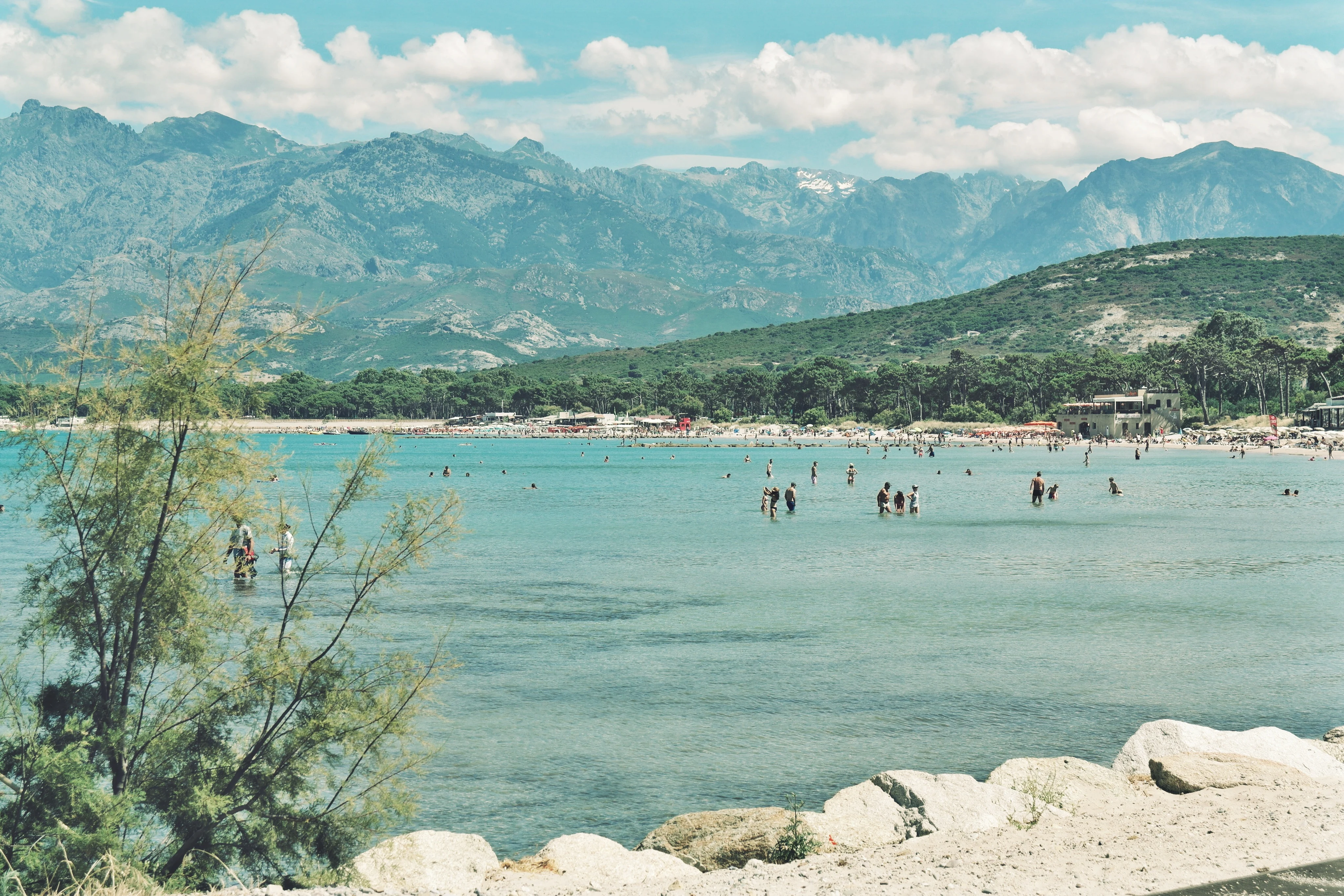 dans-ta-pub-Calvi-on-the-rocks-2015-2