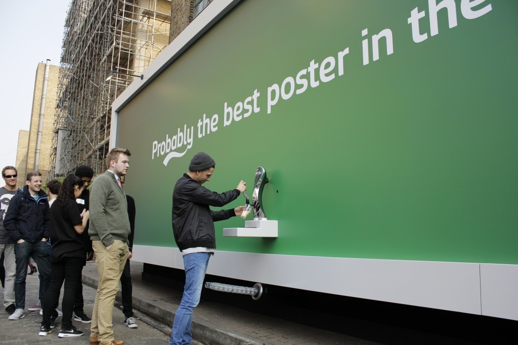 dans-ta-pub-billboard-panneau-affichage-creatif-creative-compilation-20