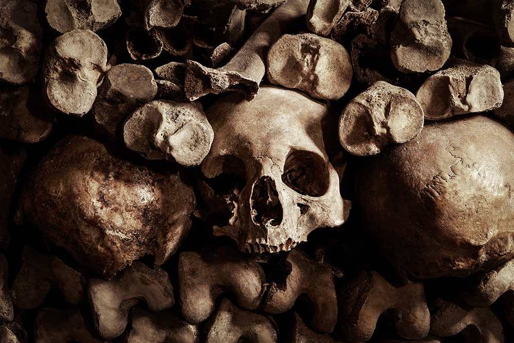 dans-ta-pub-airbnb-catacombes-paris-halloween-2