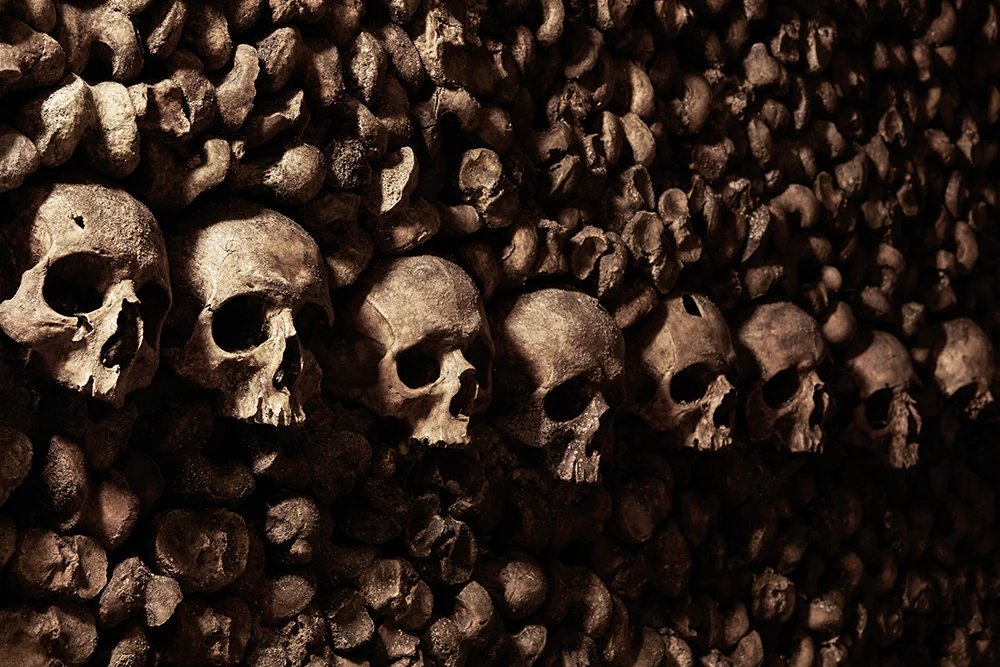 dans-ta-pub-airbnb-catacombes-paris-halloween-4