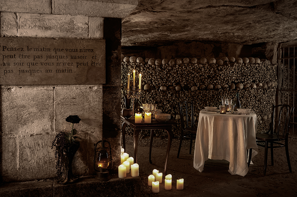 dans-ta-pub-airbnb-catacombes-paris-halloween-6