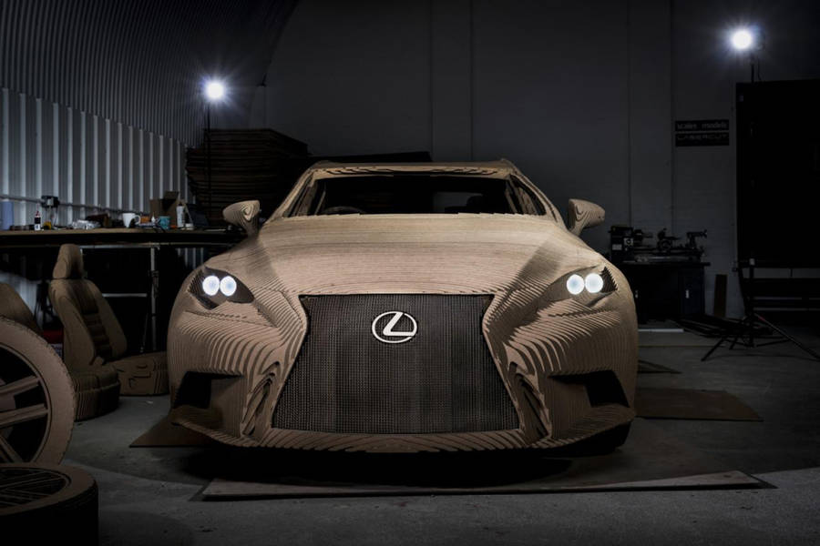 dans-ta-pub-lexus-origami-card-board-1