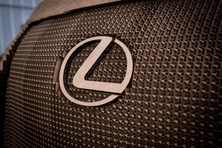 dans-ta-pub-lexus-origami-card-board-4