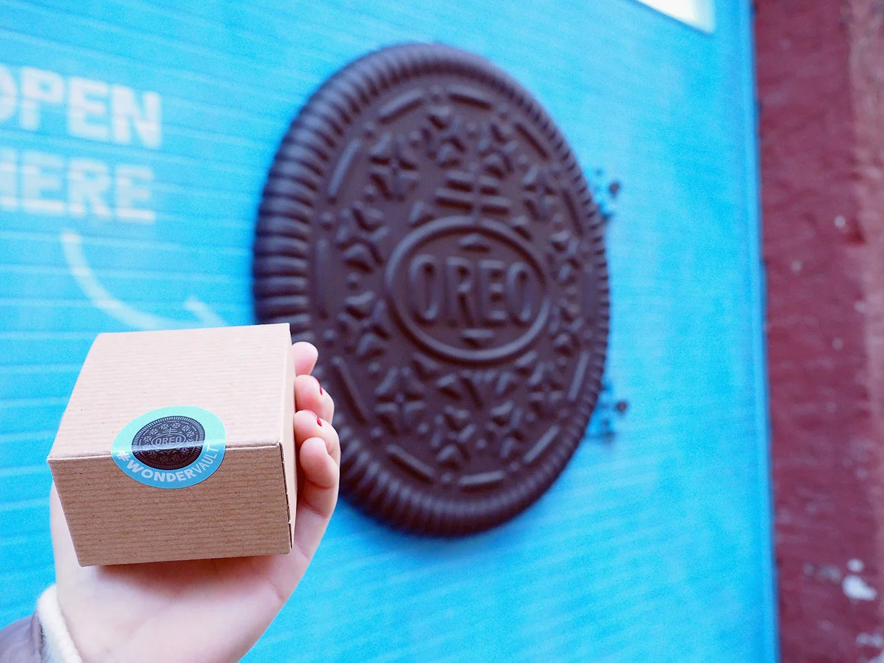 dans-ta-pub-affichage-new-york-wonderful-cookies-oreo-vault-4