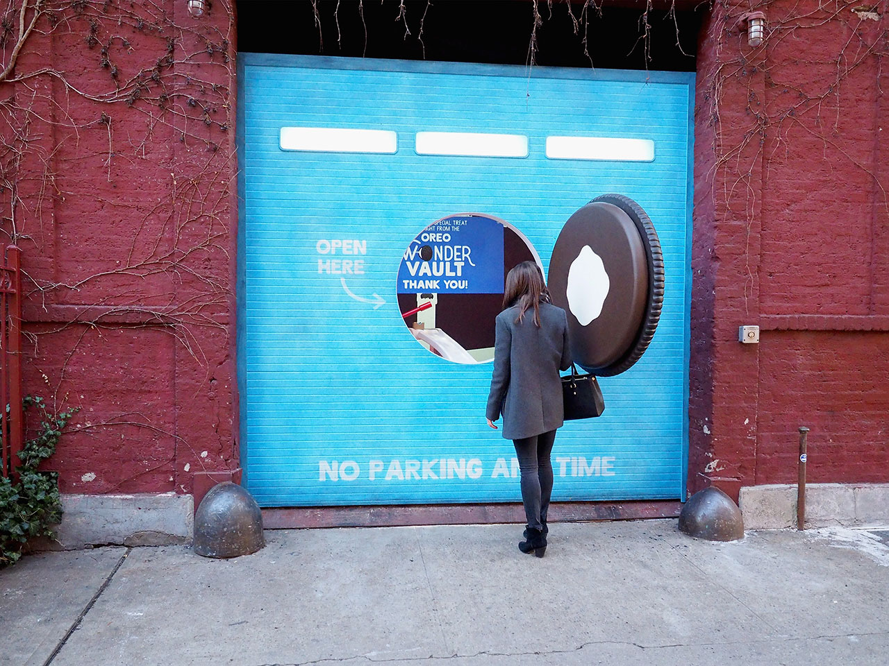dans-ta-pub-affichage-new-york-wonderful-cookies-oreo-vault-5