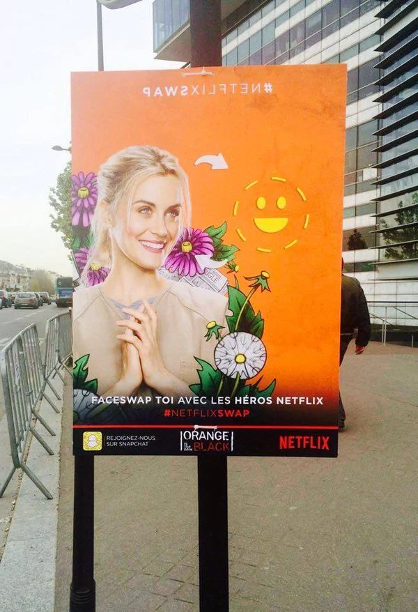 dans-ta-pub-faceswap-snapchat-netflix-darewin-affichage-5