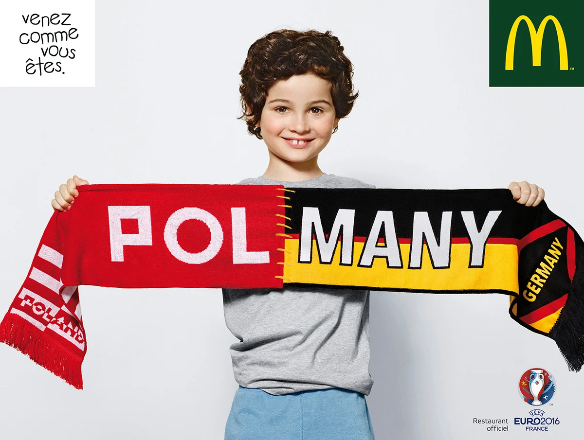 dans-ta-pub-publicite-print-mcdonalds-betc-campagne-affichage-euro-2016-foot-5