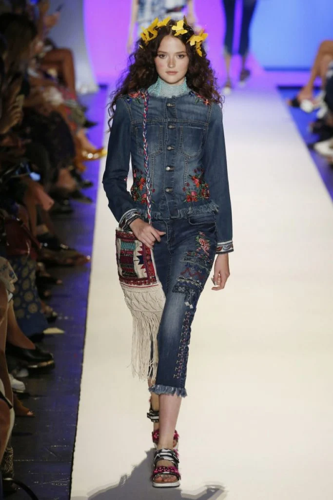dans-ta-pub-desigual-snapchat-mode-vetement-new-york-fashion-week-3