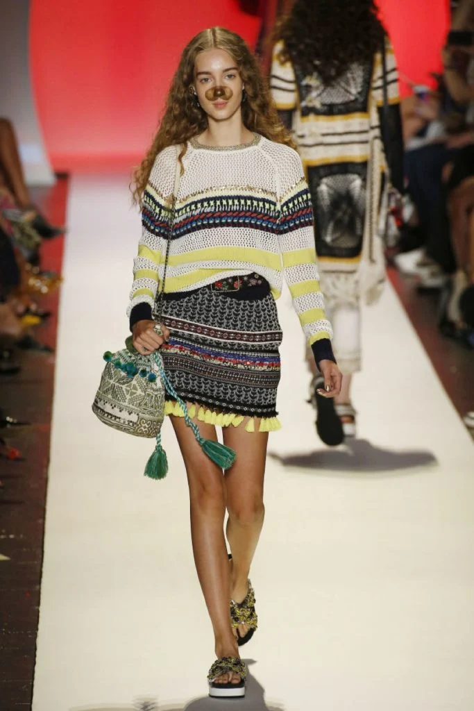 dans-ta-pub-desigual-snapchat-mode-vetement-new-york-fashion-week-6