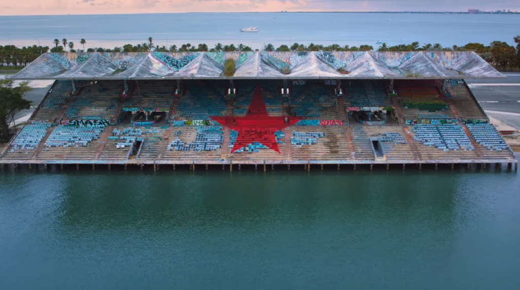 dans-ta-pub-heineken-miami-marine-stadiuem-street-art