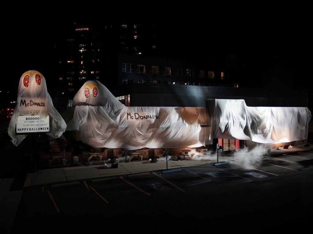 dans-ta-pub-burger-king-halloween-mcdonald-troll-ghost-3