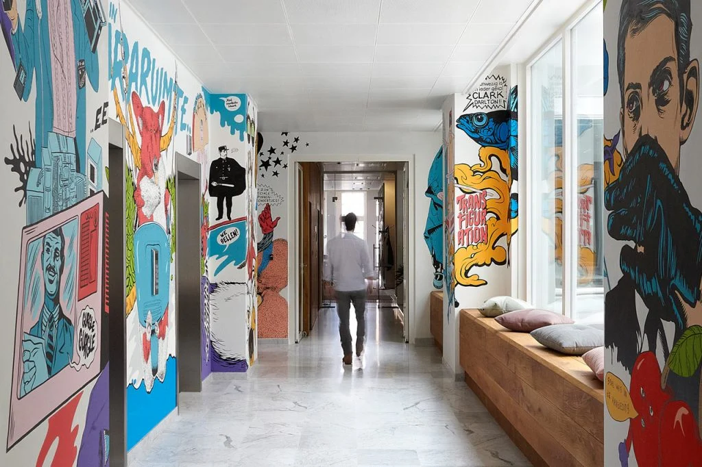 dans-ta-pub-creative-office-agencies-social-media