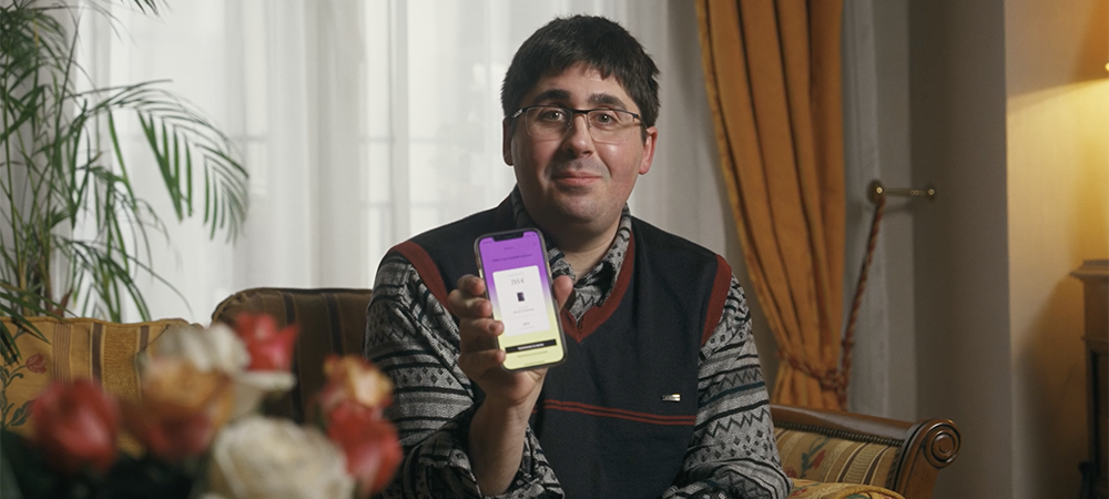 BM_BF_STILLS_MARACAS_07