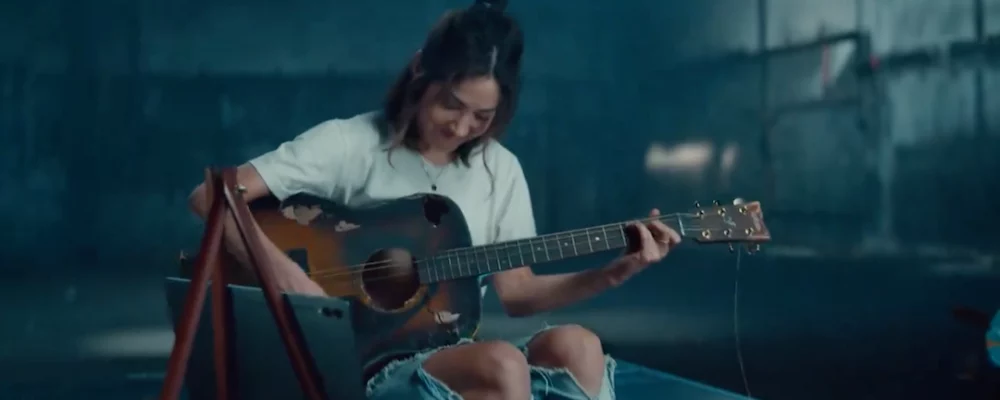 Samsung-Trolls-Apple-Crush-Ad-With-UnCrush-1-1715839209
