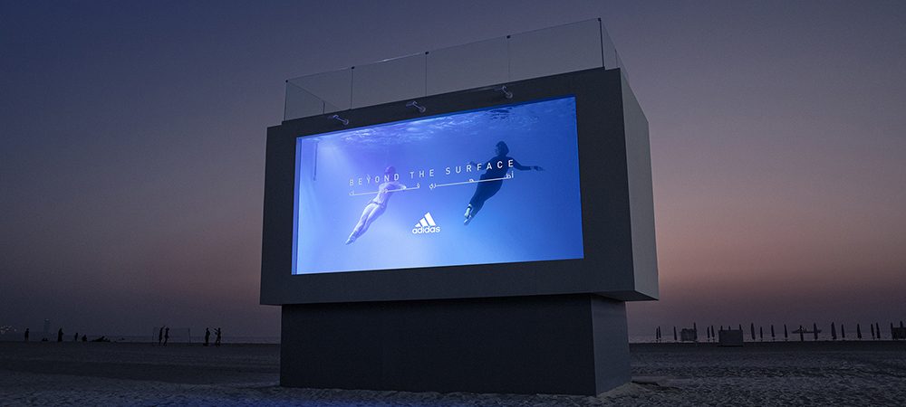 adidas _LiquidBillboard _Night