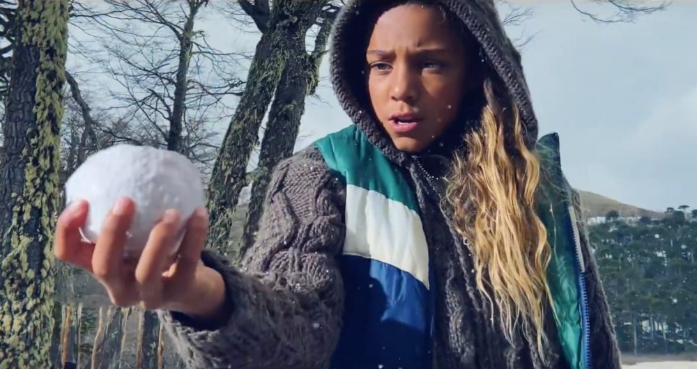 apple-shot-on-iphone-11-pro-snowbrawl-kartopu-savasi-David-Leitch-bigumigu-1