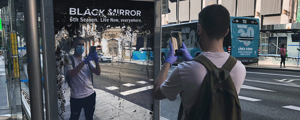 black mirror coronavirus affiche