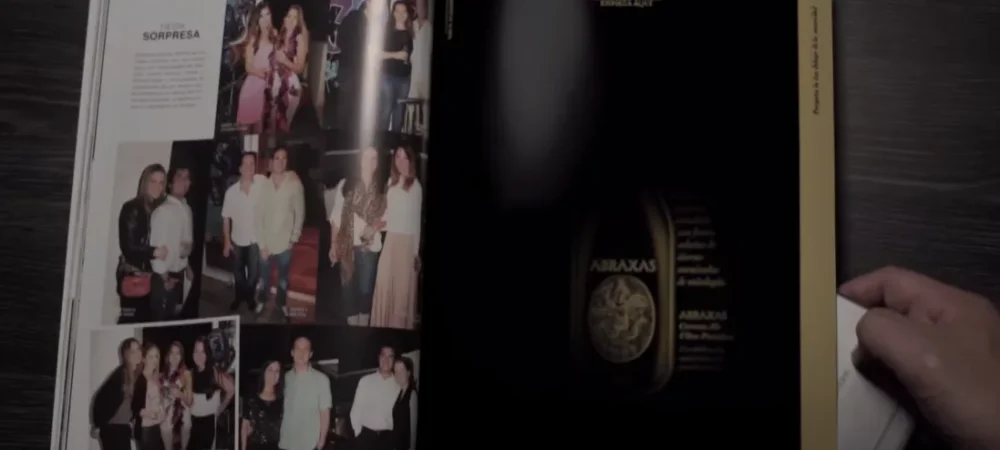 dans-ta-pub-abraxas-perou-publicité-magazine-flash-smartphone