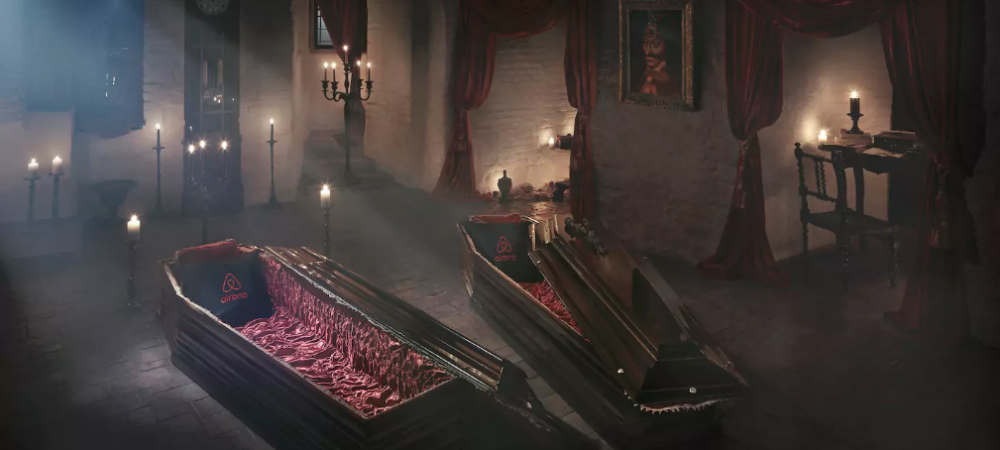 dans-ta-pub-airbnb-dracula-halloween-chateau-1