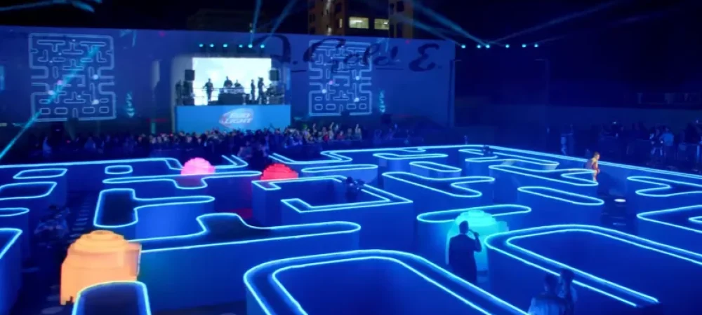 dans-ta-pub-bud-light-pac-man-retro-gaming-super-bowl-2015