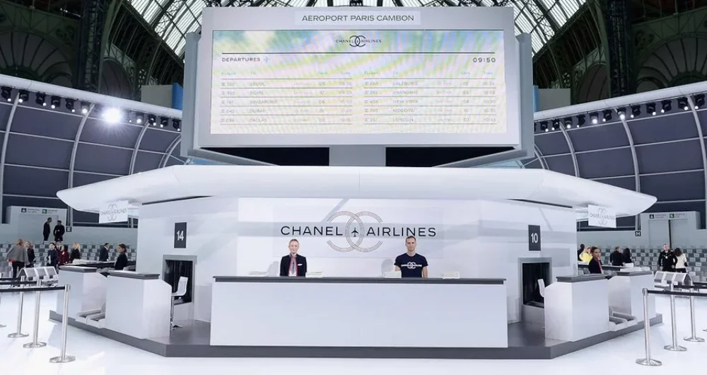 Chanel : Runway - Paris Fashion Week Womenswear Spring/Summer 2016