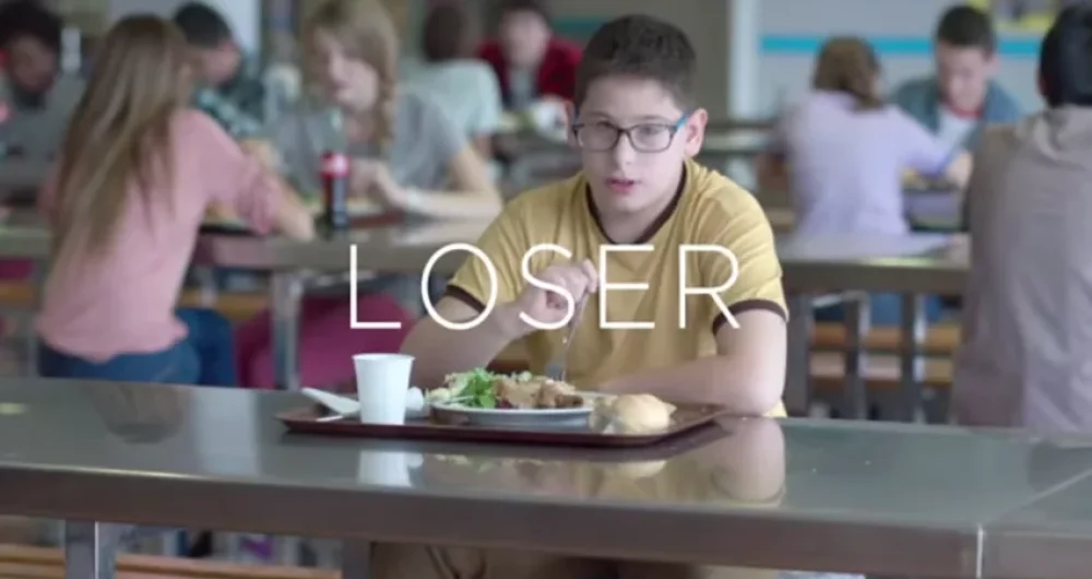 dans-ta-pub-coca-cola-préjugés-mccann-espagne