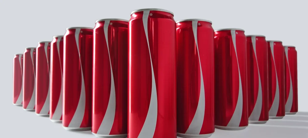 dans-ta-pub-coca-cola-the-first-ever-no-labels-media-promo-design-pr-1