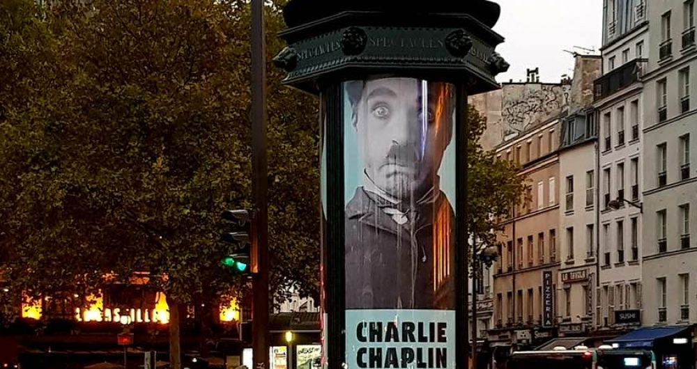 dans-ta-pub-colonnes-morris-charlie-chaplin-exposition-2