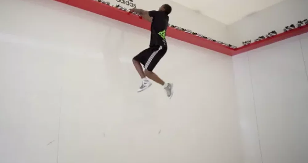 dans-ta-pub-experiential-marketing-adidas-jump