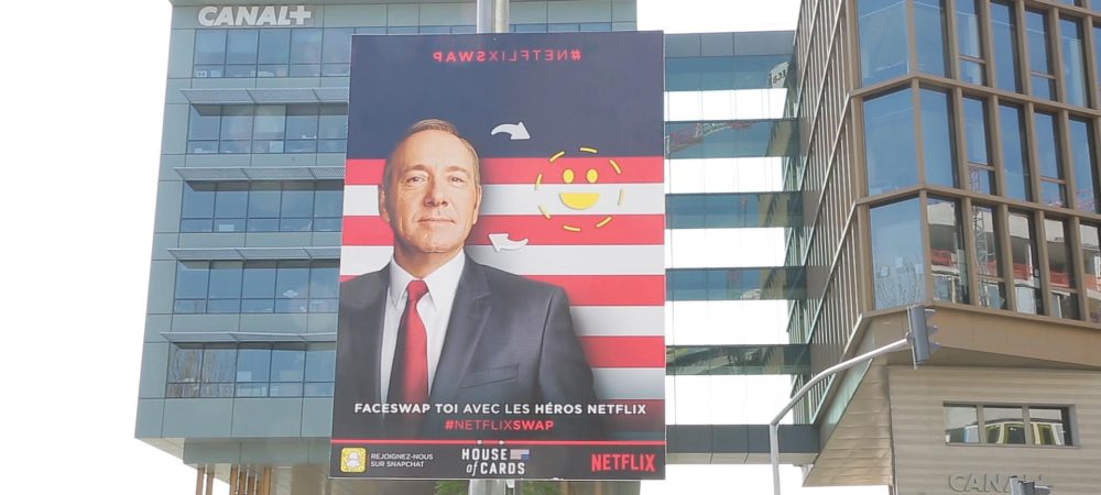 dans-ta-pub-faceswap-snapchat-netflix-darewin-affichage-6