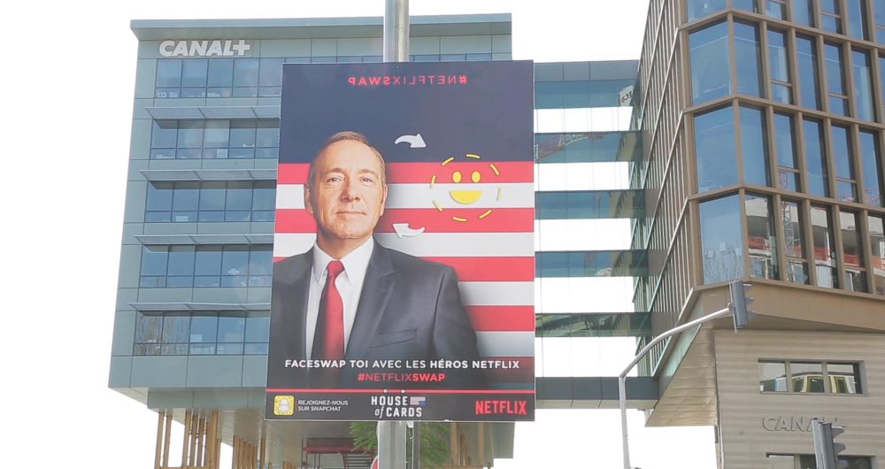 dans-ta-pub-faceswap-snapchat-netflix-darewin-affichage-6