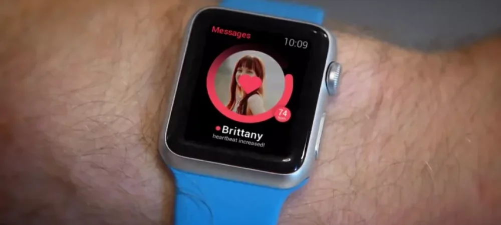 dans-ta-pub-hands-free-tinder-apple-watch-smart
