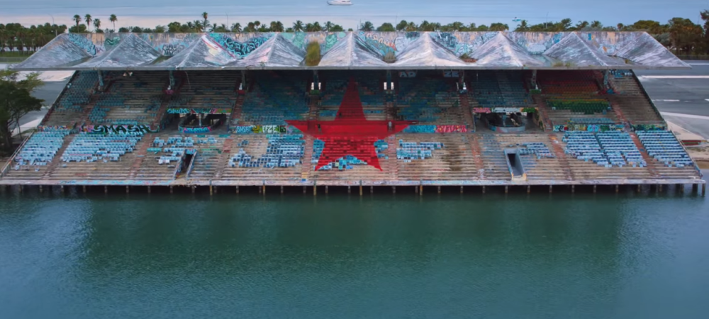 dans-ta-pub-heineken-miami-marine-stadiuem-street-art