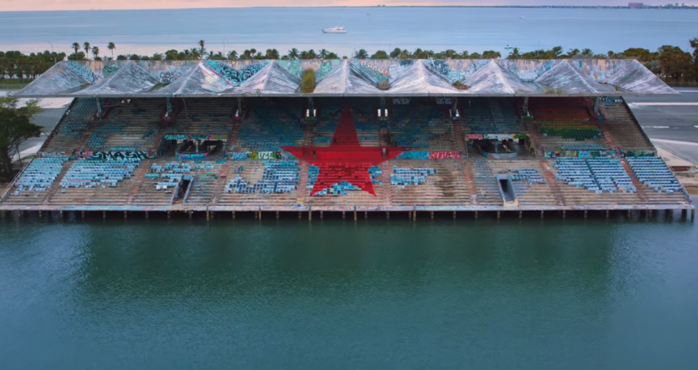 dans-ta-pub-heineken-miami-marine-stadiuem-street-art