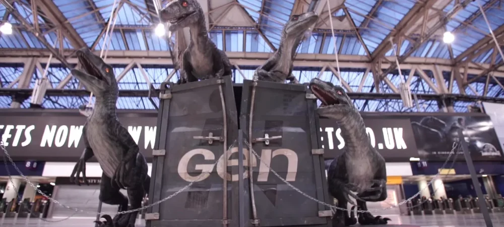 dans-ta-pub-jurassic-world-waterloo-londres-train-gare-velociraptors-dinosaure