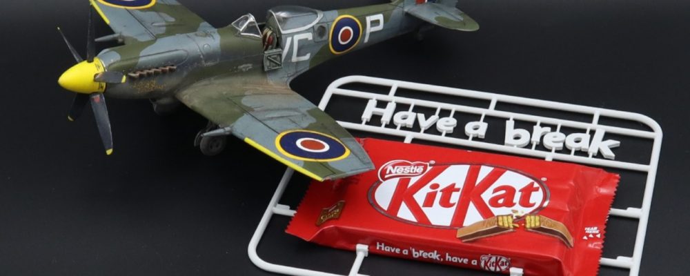 dans-ta-pub-kitkat-air-kit