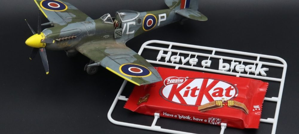 dans-ta-pub-kitkat-air-kit