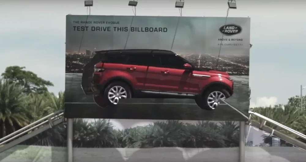 dans-ta-pub-land-rover-billboard