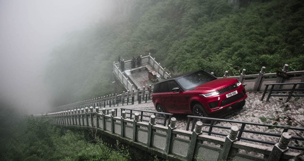 dans-ta-pub-land-rover-range-rover-sport
